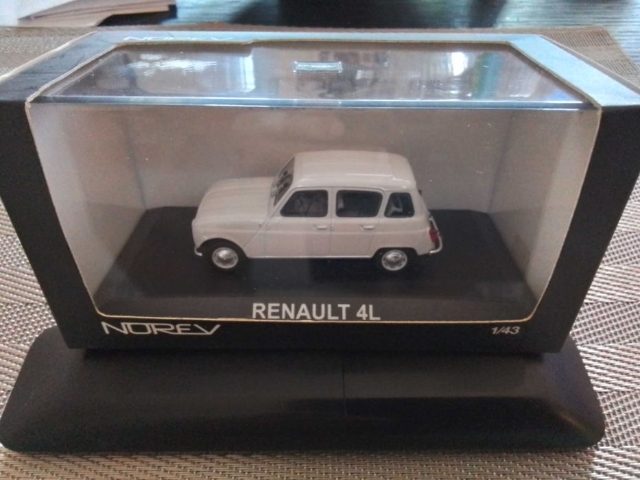 Renault 4L 1 43 como novo