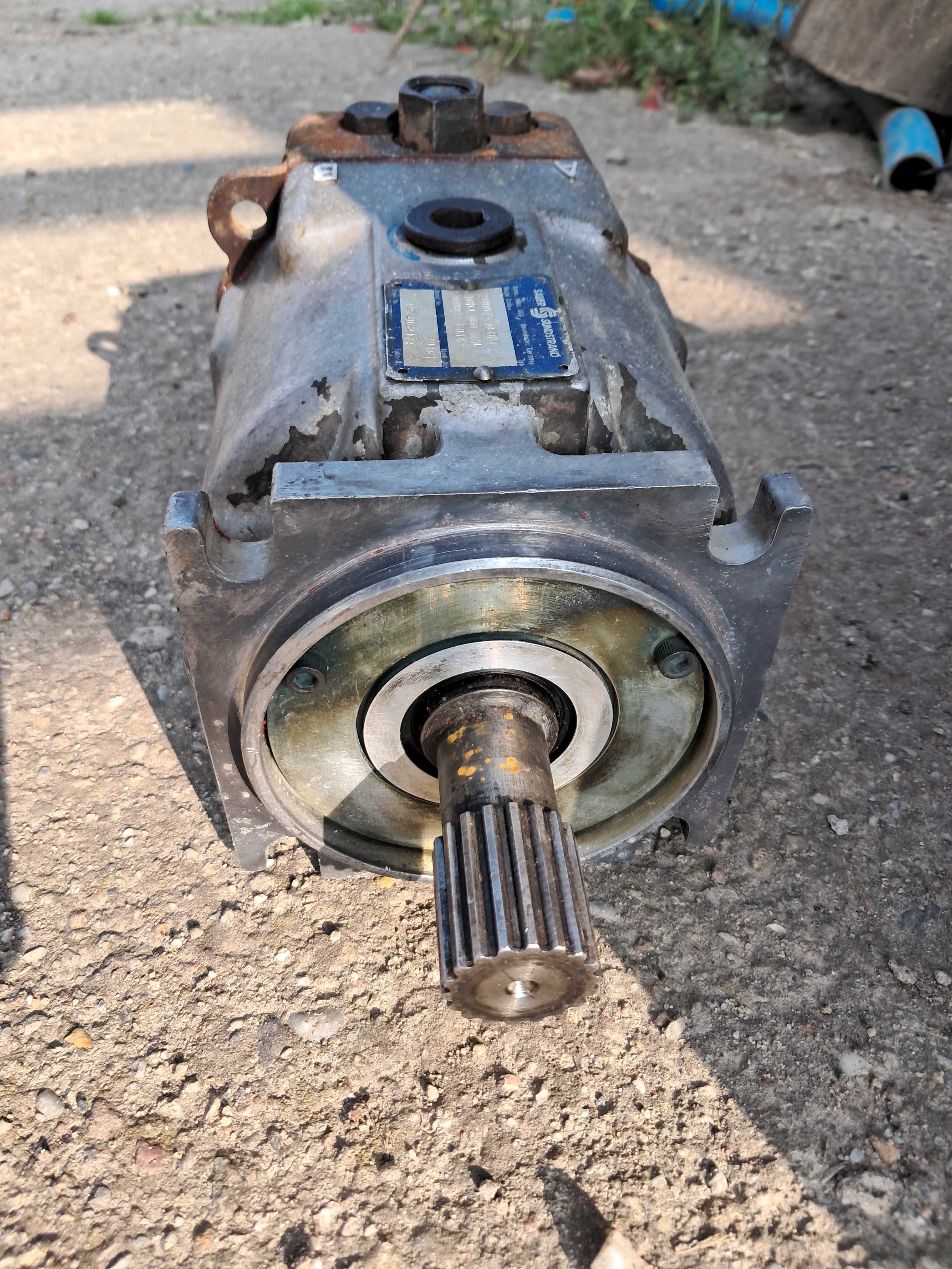 Pompa hydrauliczna hydrostat Sauer Danfoss 90R075 + silnik 90M075
