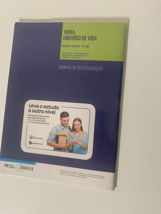 Caderno de atividades de Biologia e Geologia 10° ano