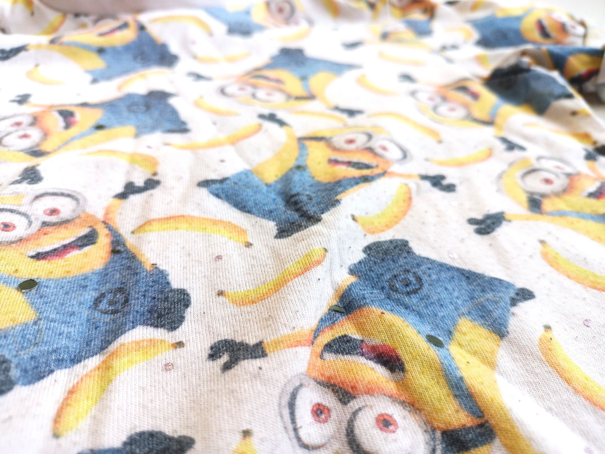 T-shirt Rebel 3-4lata 98-104cm Minionki z brylantami/błyskotkami #1153