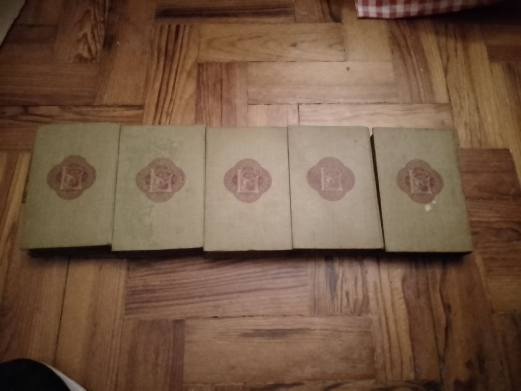 Os Miseráveis-5Volumes-V.Hugo-Lello Irmão 1-5Eou5-20E-Lamina-2EDesde2E