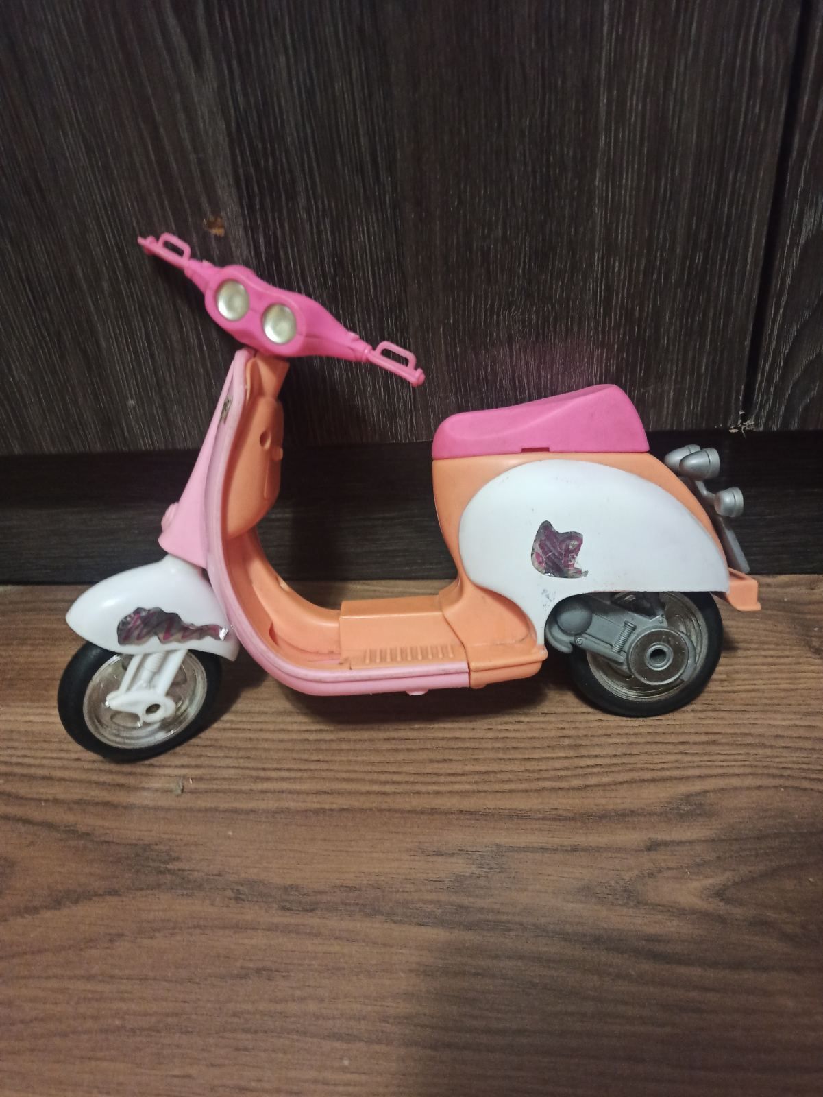Велосипед и скутер для кукол Барби