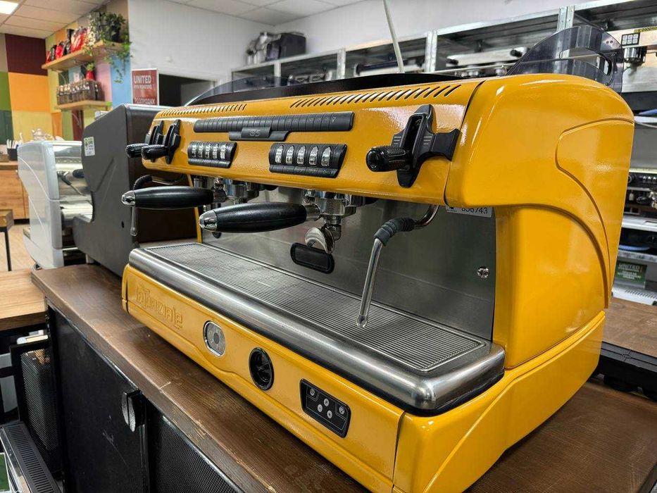 Кавомашина в оренду Київ та область ,Оренда Київ La Spaziale s5