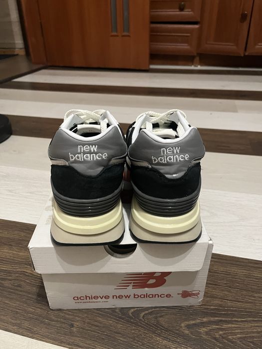 New Balance 574.