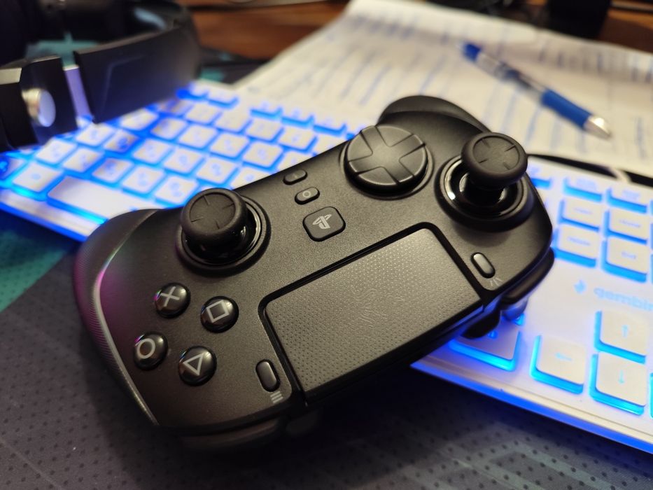 Продам Кибер Геймпад 
Слово «геймпад» gamepad Слово «геймпад» на англи