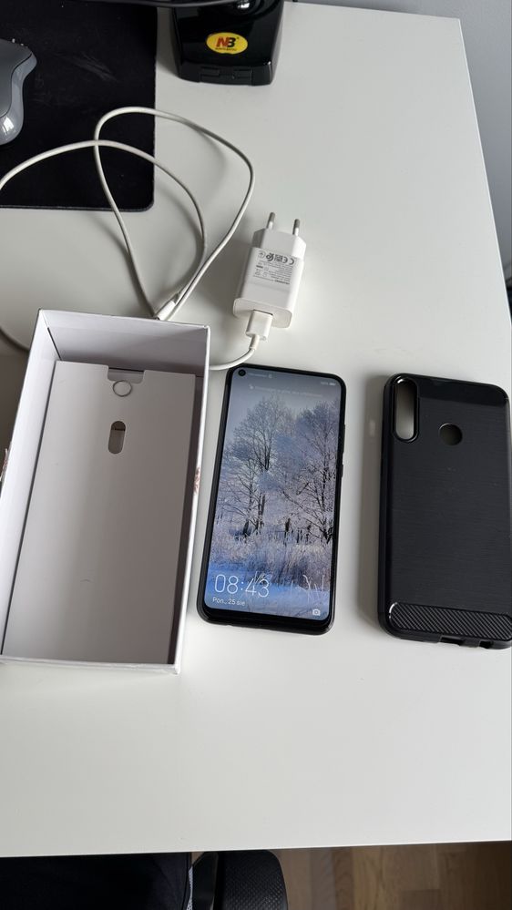 Huawei P40 Lite E pełny zestaw