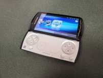 Tel/konsolka Sony ericsson xperia play r800i