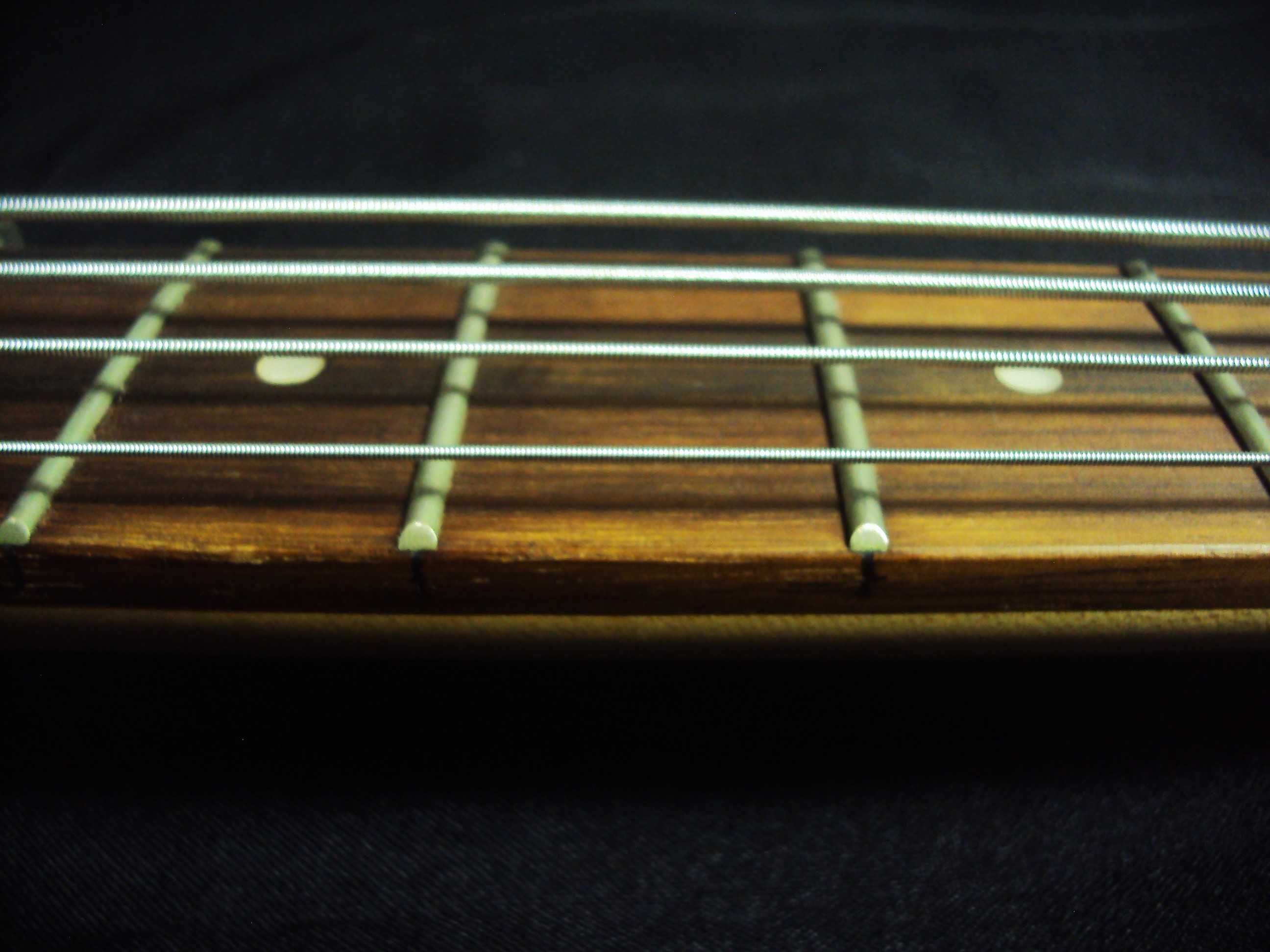 gitara basowa Bacchus Universe Series//Jazz Bass