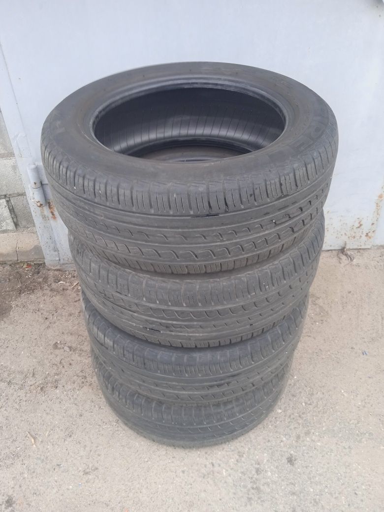 Резина 225/60R17  KUMHO(всесезонная) в наличии 4штуки