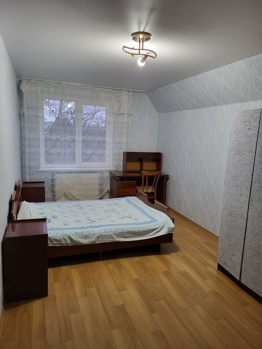 Здам кімнату у будинку з власником