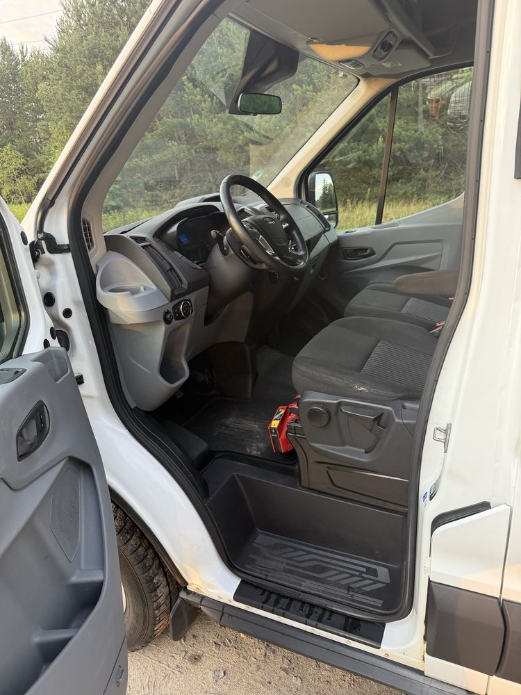 Ford Transit 2,2 Max 2016r 9 Osobowy Projekt pod kampera