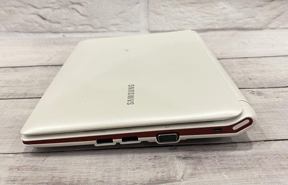 Нетбук Samsung N150 10.1’’ Atom N450 2GB ОЗУ/ 160GB HDD (r1374)