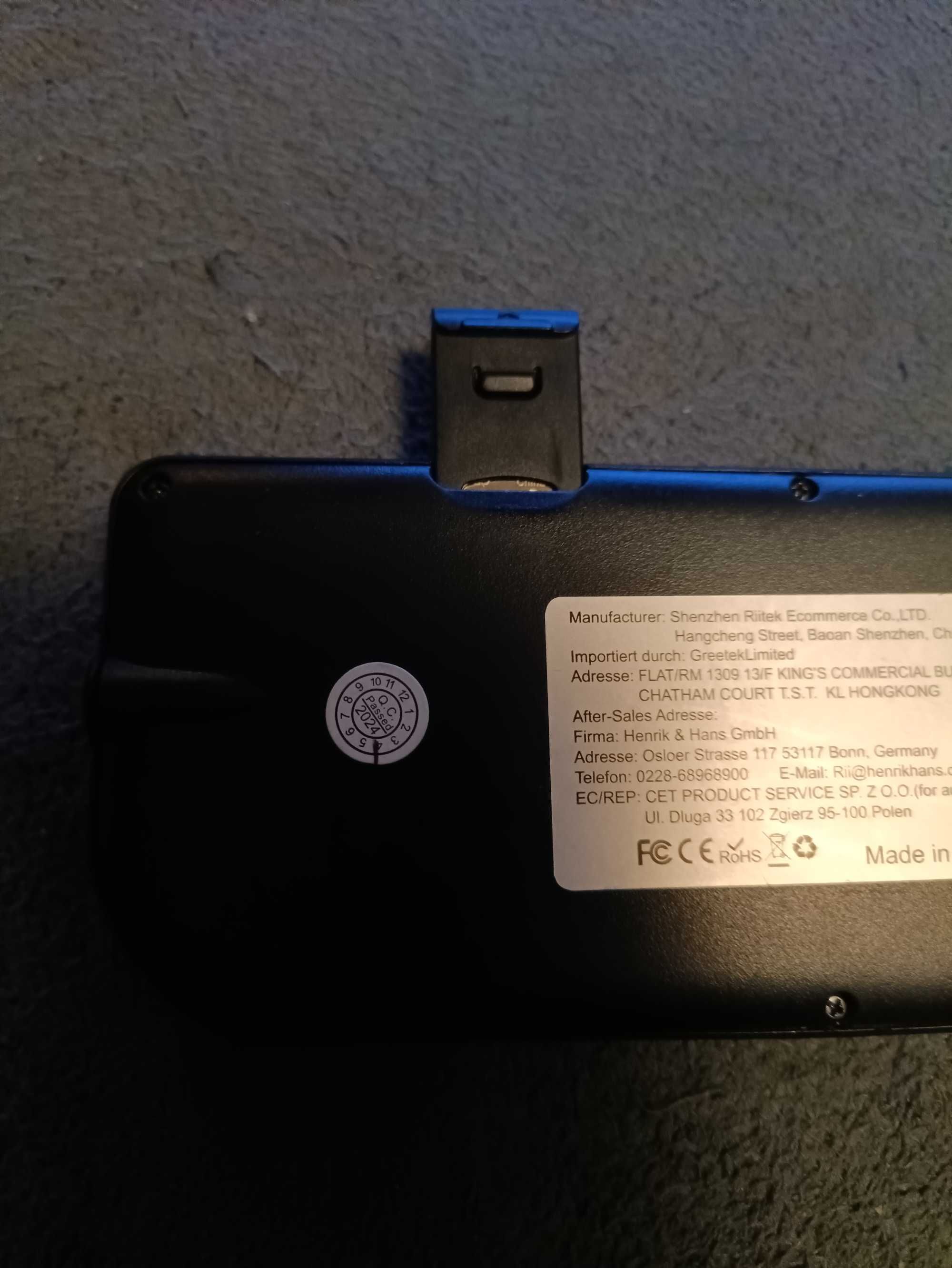 Mini klawiatura komputerowa RT-MWK01 bezprzewodowa TOUCHPAD keyboard
