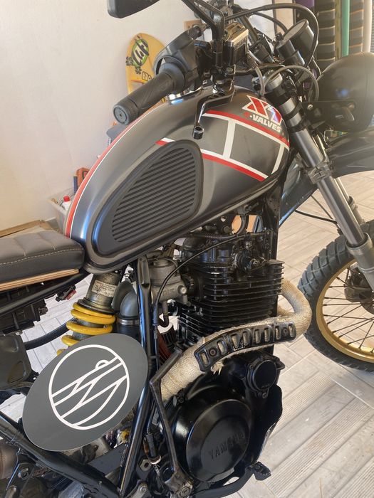 Yamaha xt600 scrambler