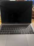 MacBook A1708 – uszkodzony, bez płyty głównej