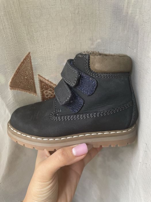 Теплі чобітки next