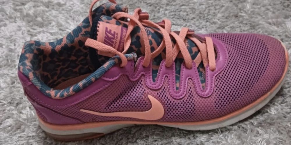 Sapatilhas NIKE 37.5