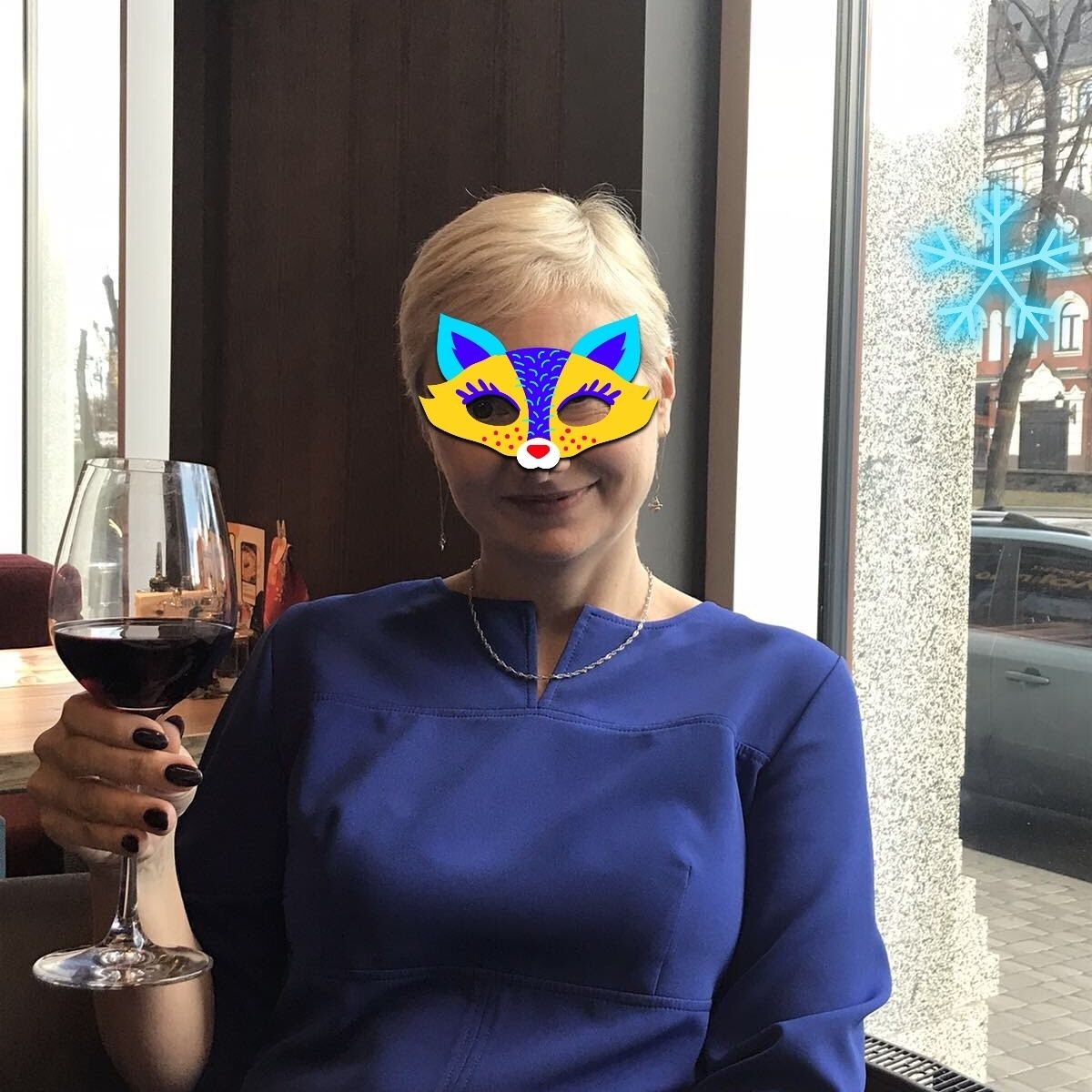 Платье синего цвета
