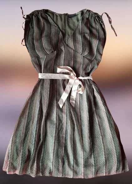 Sukienka elegancka marki Soaked in Luxury