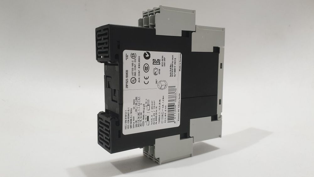 Реле времени Siemens Sirius 3rp1525-1bw30