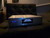 Wzmacniacz Stereo T+A Music Receiver.Wbudowany napęd CD oraz streaming