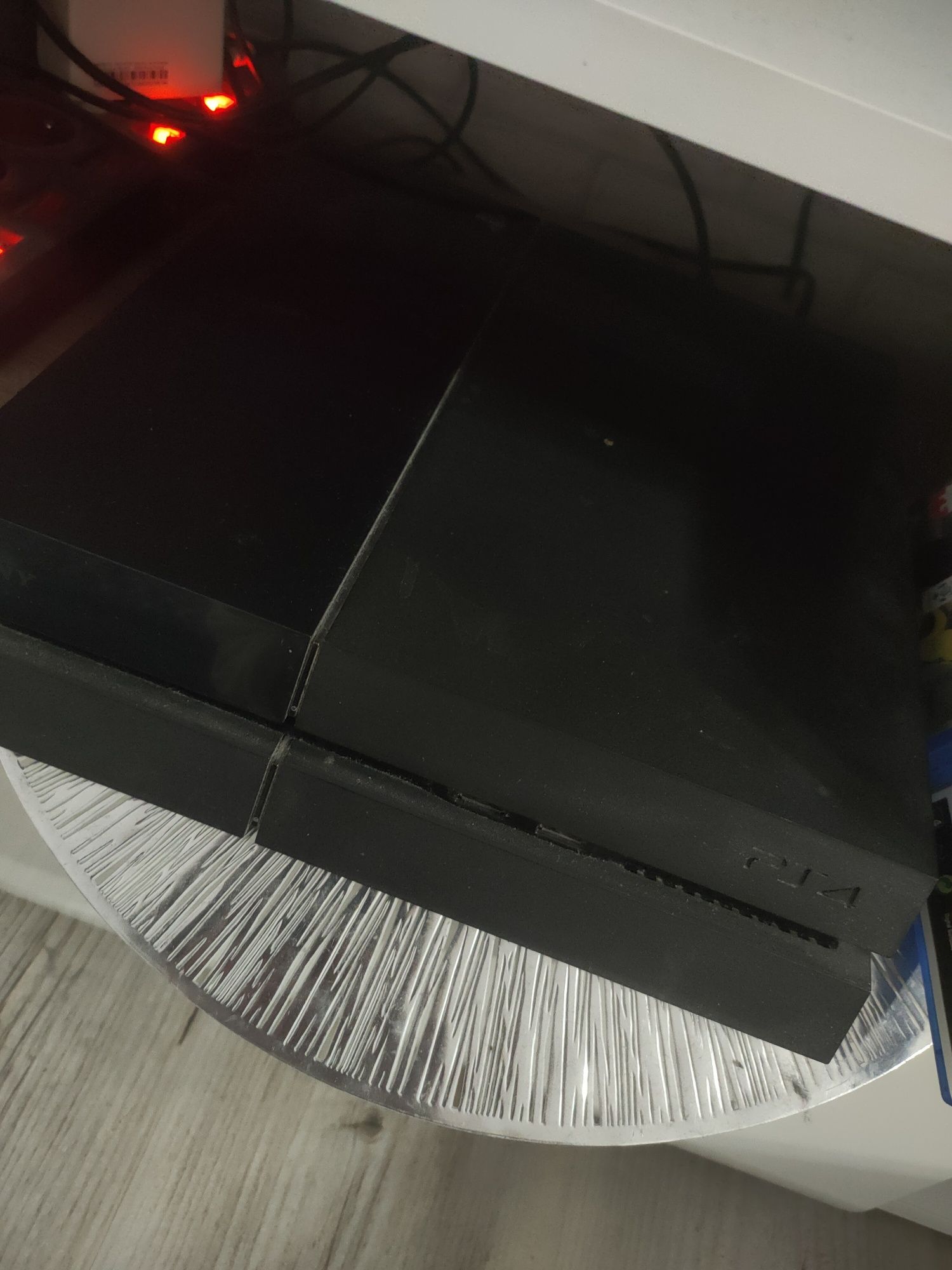 Konsola PS4 pady i gry