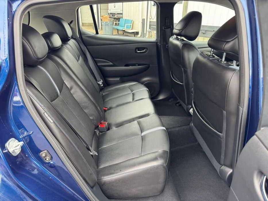 Nissan LEAF SL Plus      2020