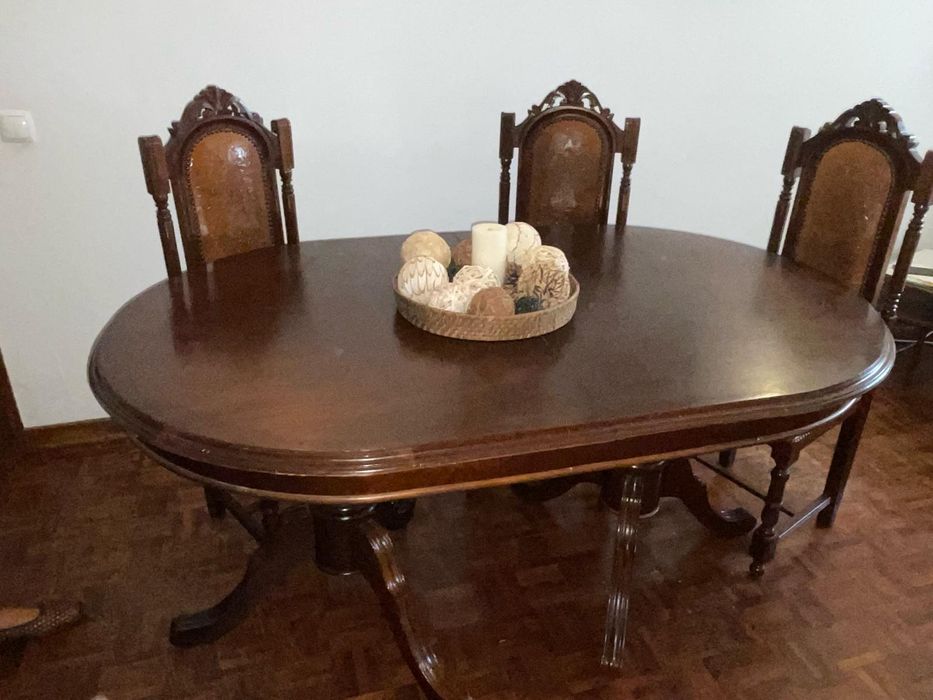 Mesa Grande de Madeira