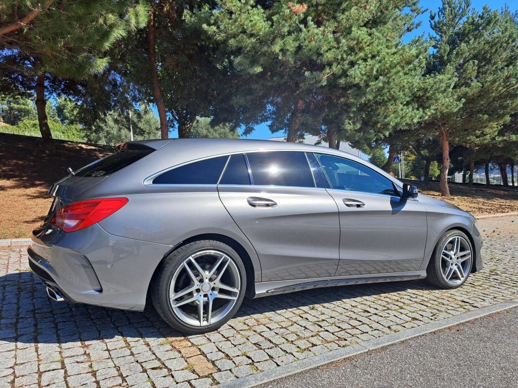 Mercedes CLA 220 AMG