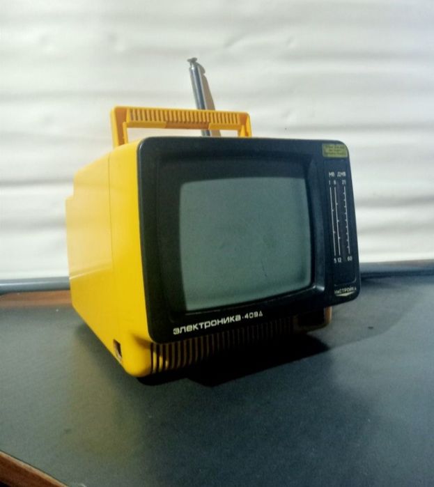 Міні телевізор радянських часів.