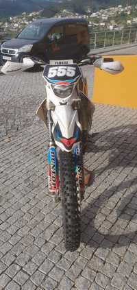 Yamaha yz250f 2009