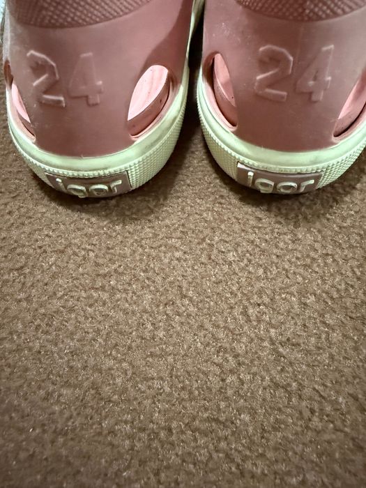 Vendo Sandálias Marca Igor usadas mas em bom Estado