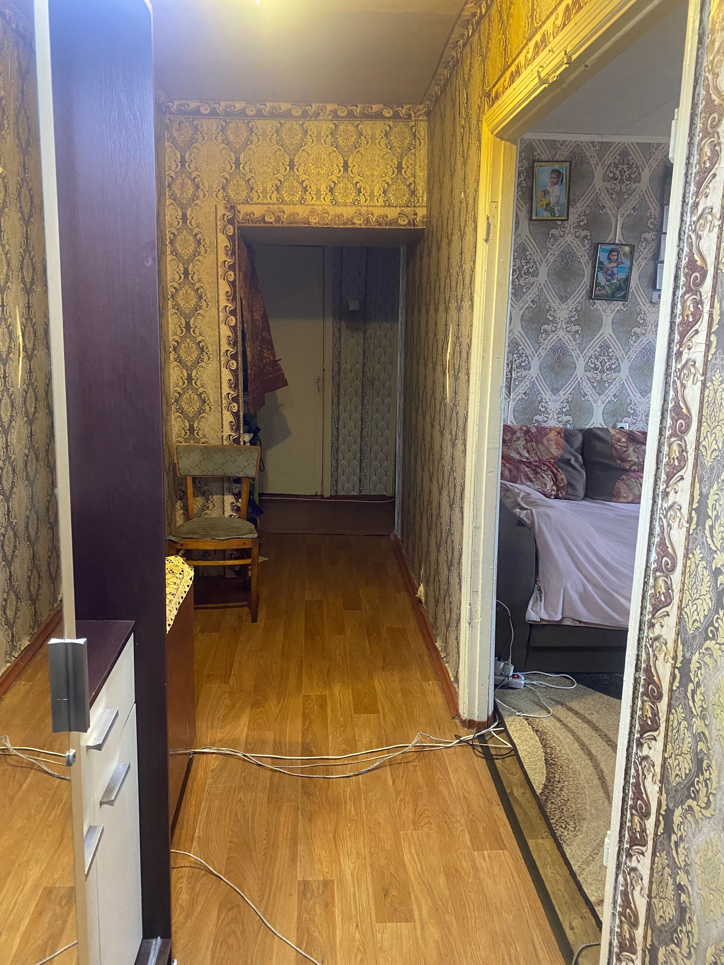 Продам 4-кім. кв. «чешку» у центрі міста  .