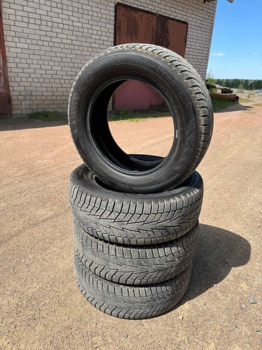 Hankook Winter I*Cept iZ2 W616 215/60 R16 99T XL