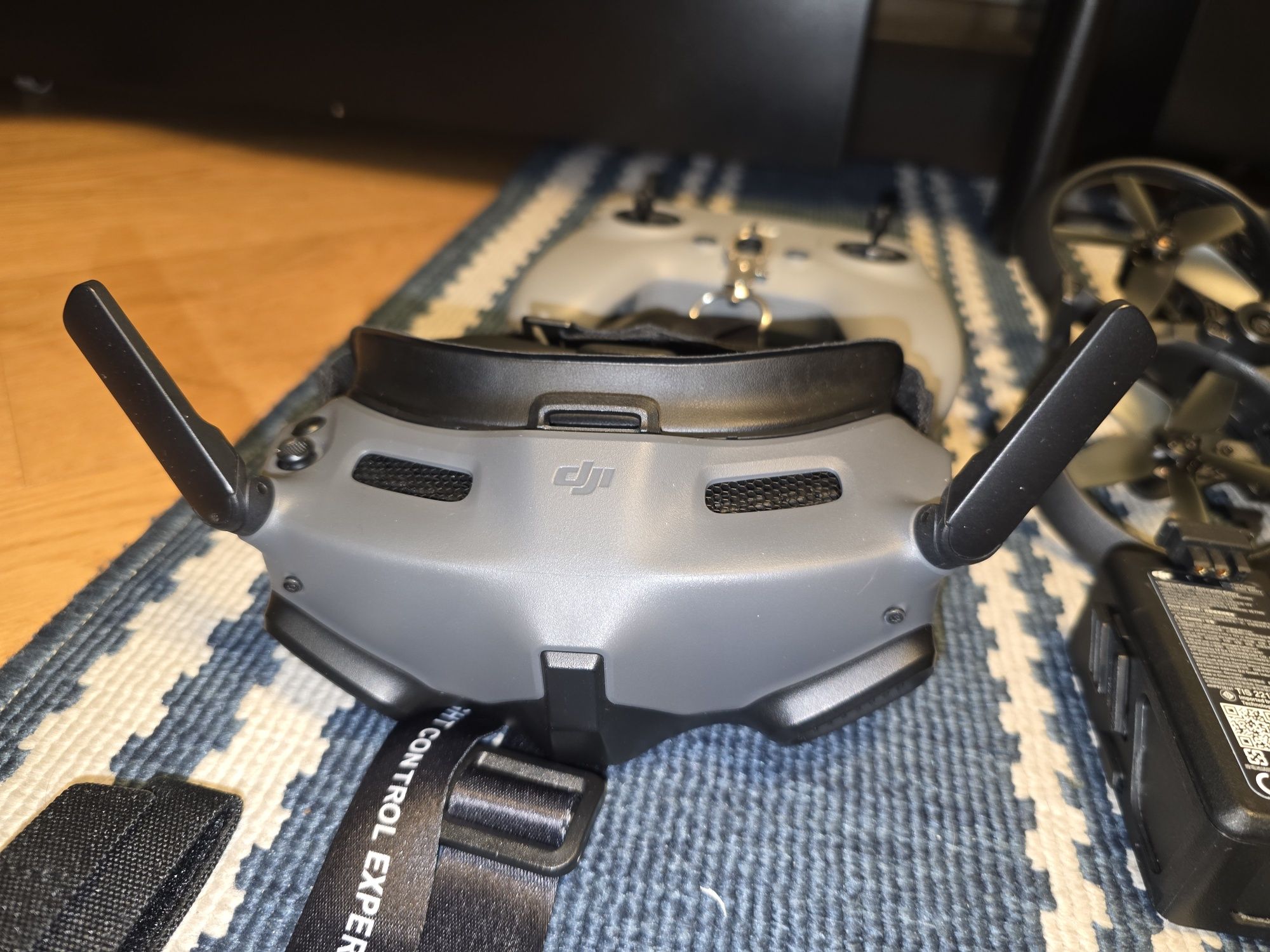 Dron Fpv DJI Avata + goggles integra + remote controller 2