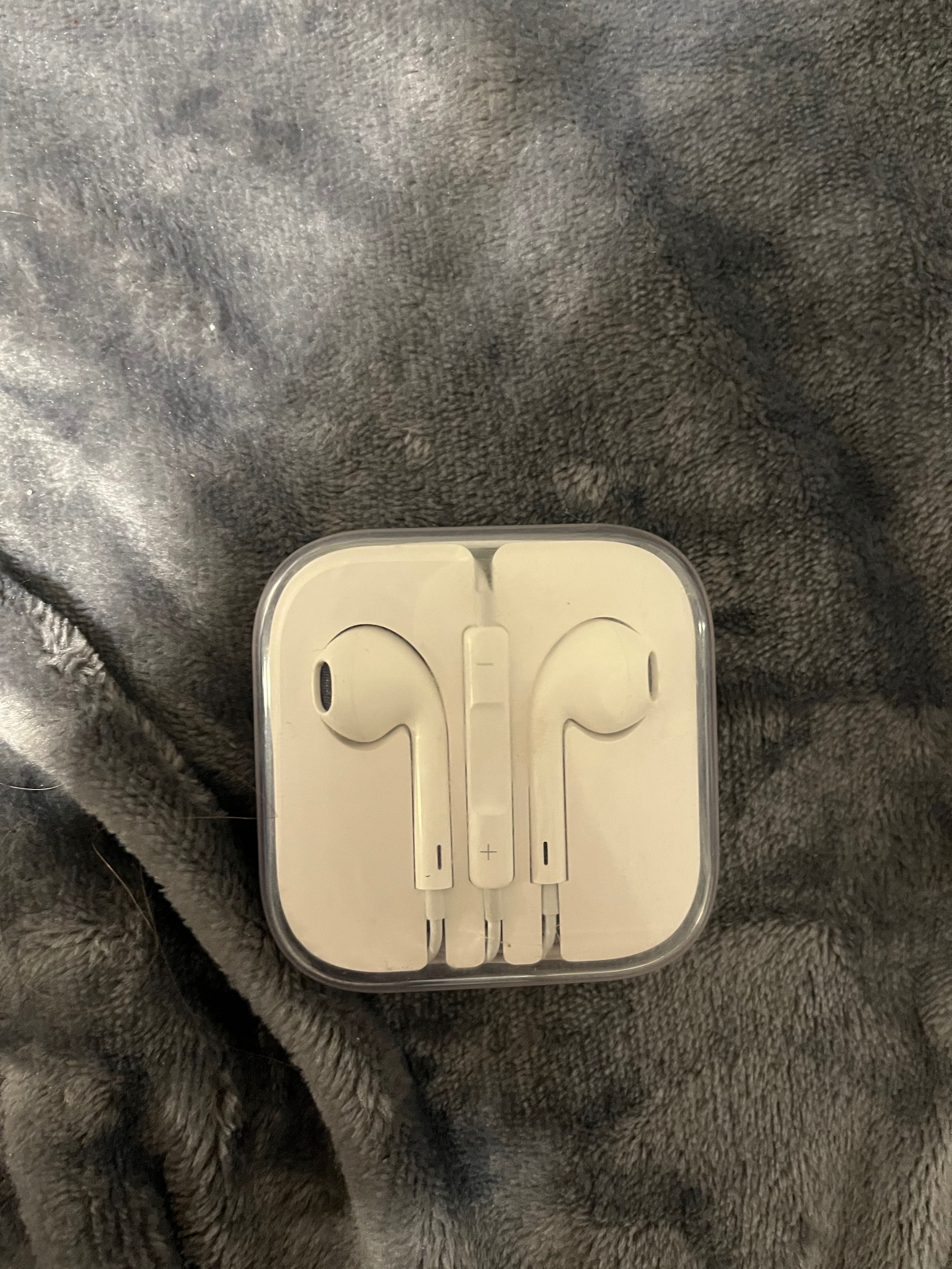 Навушники Apple EarPods