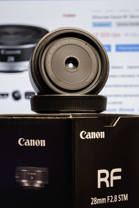 Canon RF 28mm f/2.8