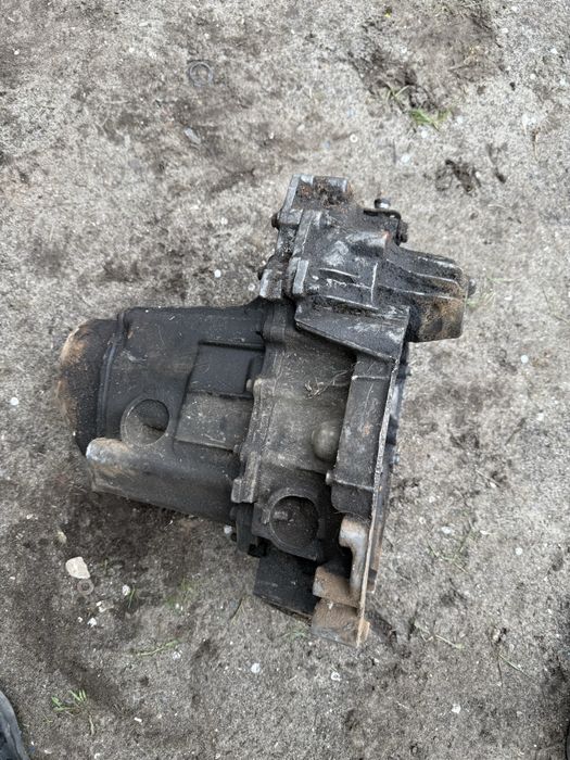 Коробка передач Peugeot 206 1,4 бензин 20CF09