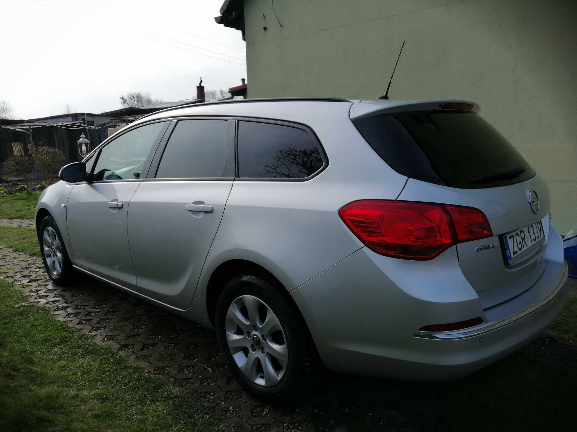 Opel Astra 1.7 CDTI (kombi)