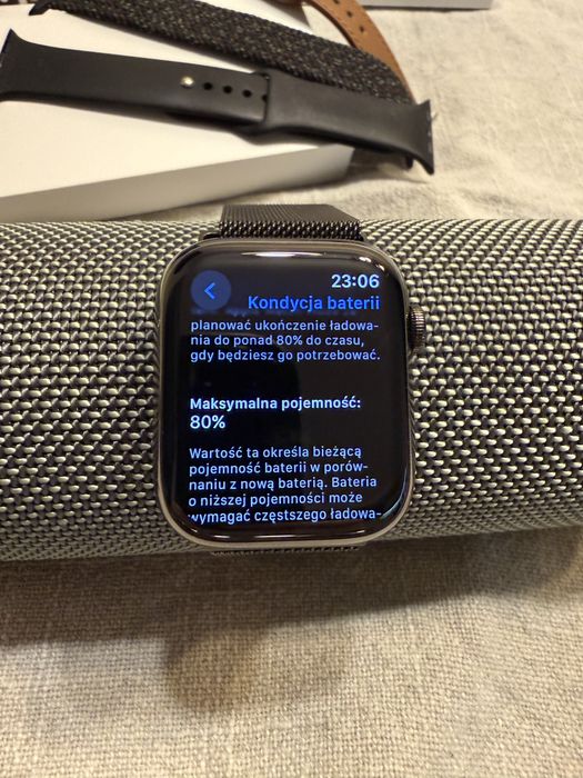 Apple Watch Series 7 cellular Tytan 45 mm