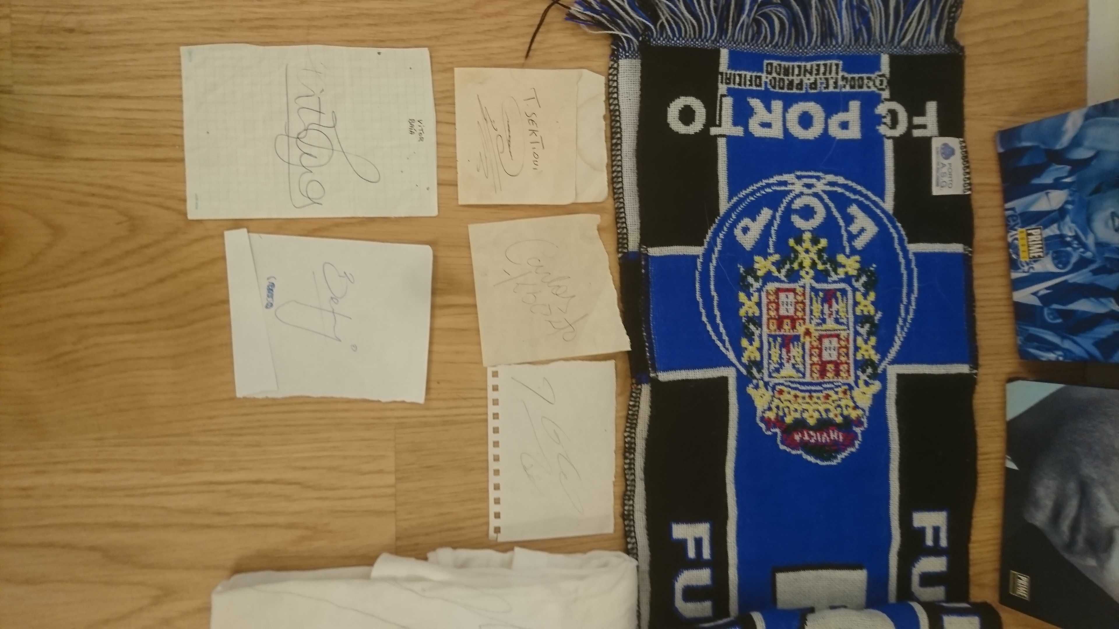 Kit fã FC Porto com livros,autografos e cachecol