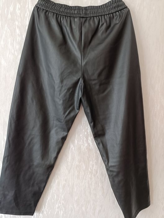 Брюкі з екошкіри