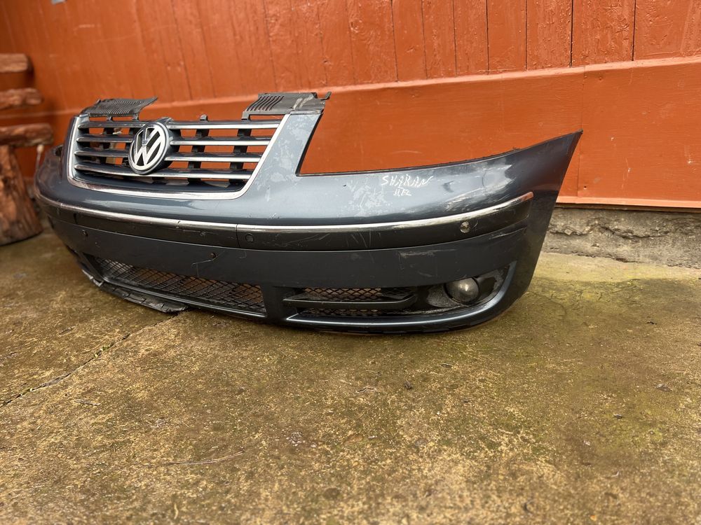 Бампер передній Volkswagen Sharan (Фольцваген Шаран) рестайловий