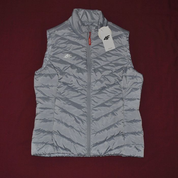 Жилет 4F жіночий безрукавка жилетка куртка кофта