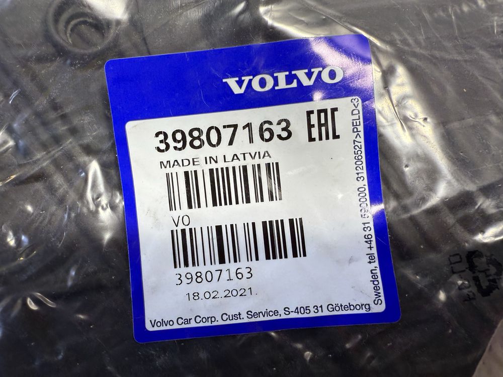 Volvo C70 dywaniki gumowe NOWE 07-