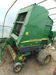 Prasa John Deere 592