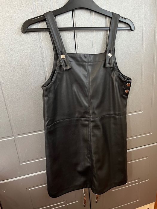 Плаття з еко шкіри