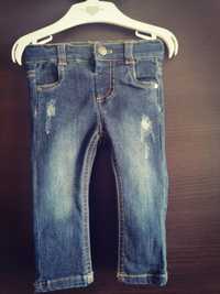Spodnie jeansy - 68