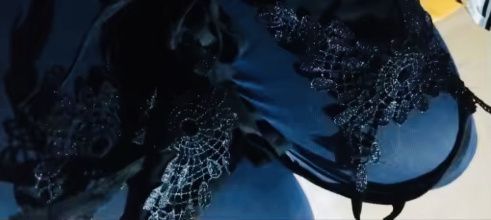 Бувший у використанні модний сексуальний набор ліф та трусики еротични