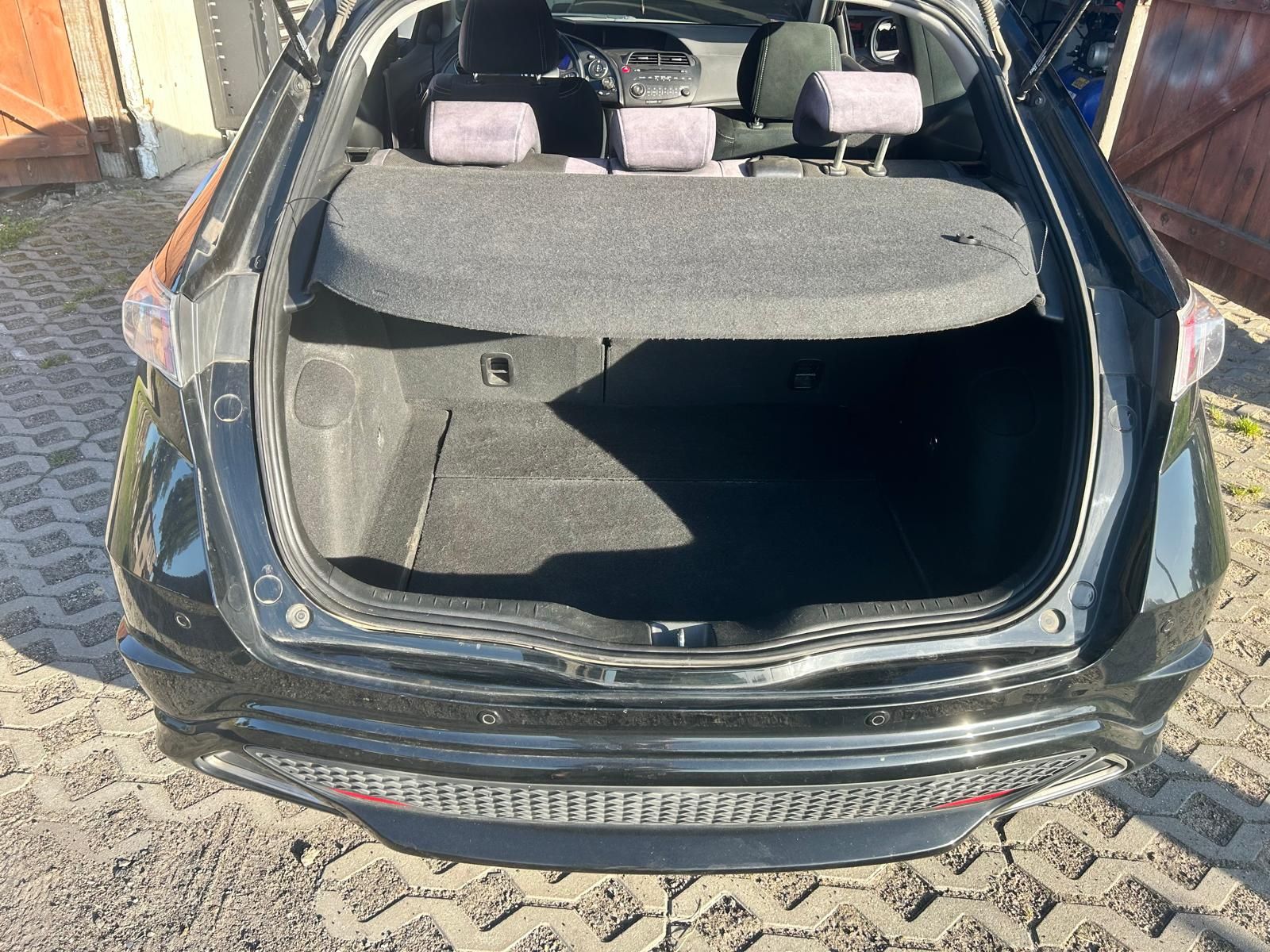 Honda Civic VIII UFO 1,4 TypeS